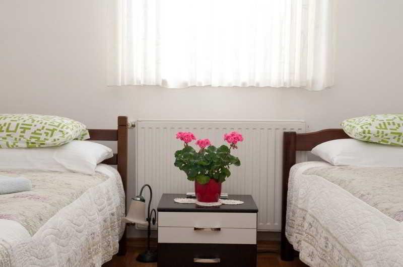 Apartman Urbana Villa Zagreb Bagian luar foto